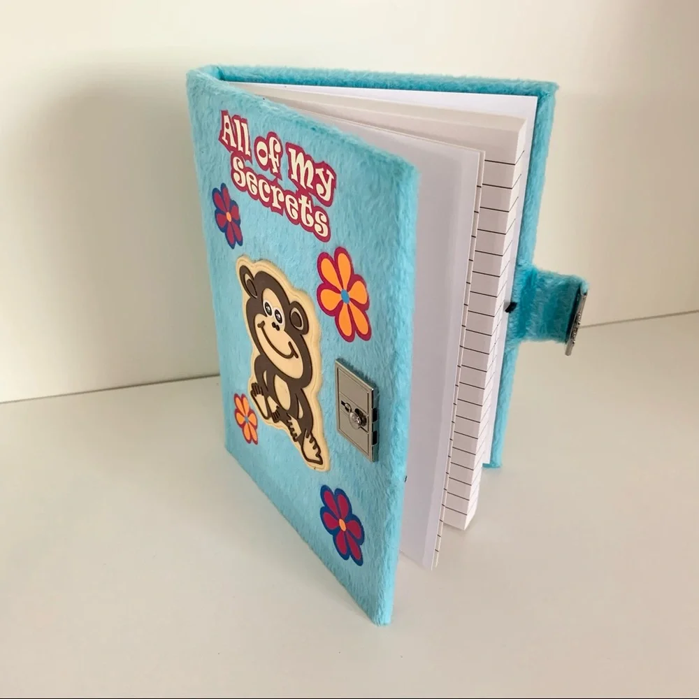 Y2k Claire’s furry diary